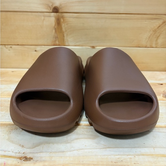 Adidas Yeezy Slide Flax / Brown - FZ5896 - Mens size 13 - Picture 3 of 7